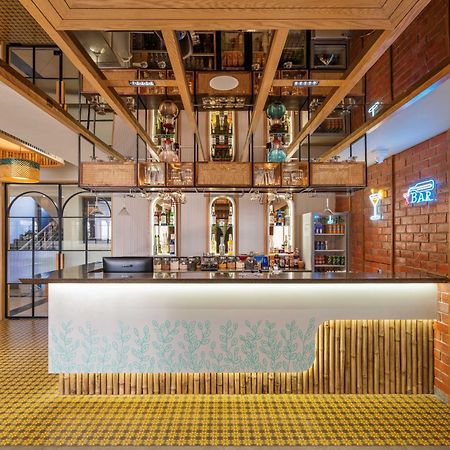 The Lemon Grass Hotel Gandhinagar Ngoại thất bức ảnh