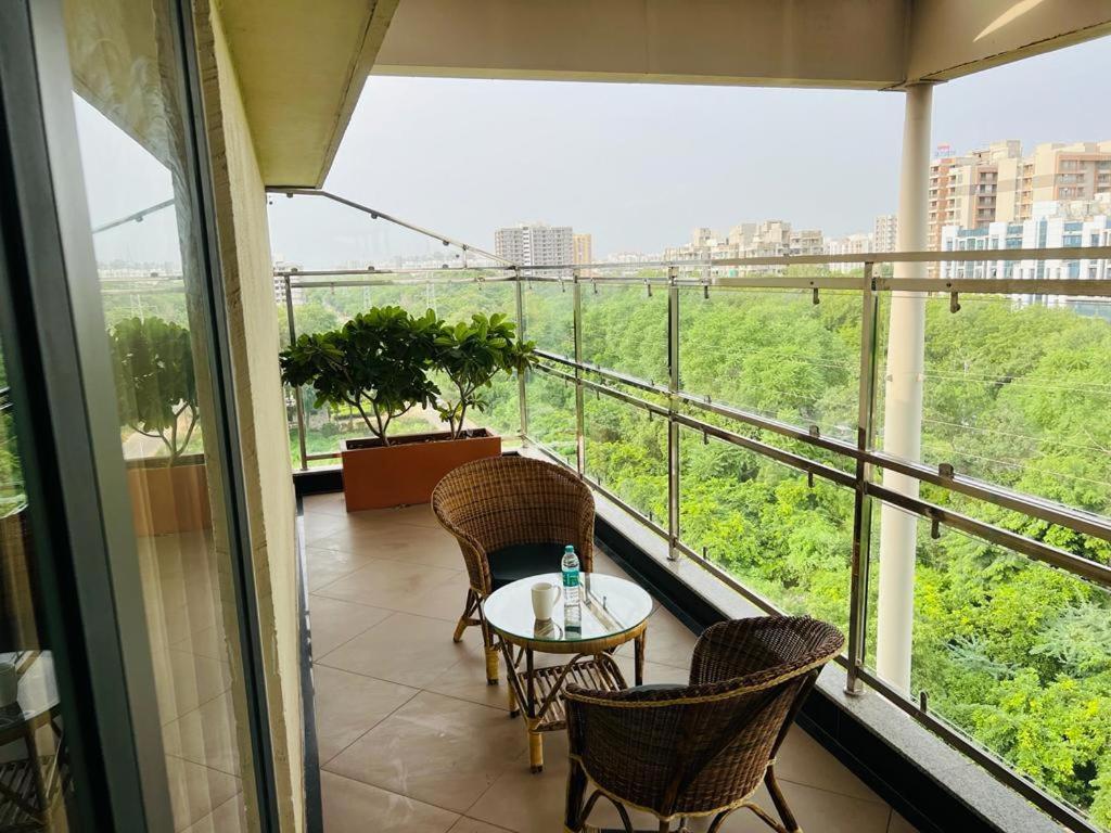 The Lemon Grass Hotel Gandhinagar Ngoại thất bức ảnh
